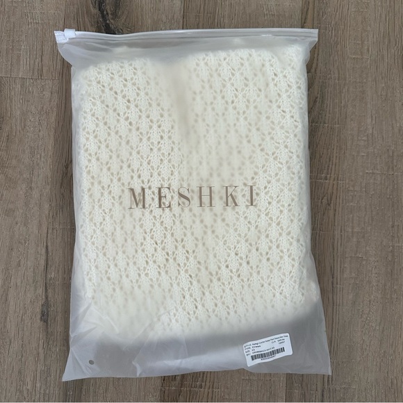 Meshki Cream Crochet Maxi Dress with Keyhole Front - Picture 4 of 7